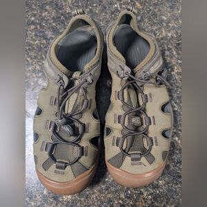 KEEN Men's Olive Green Outdoor Sandals